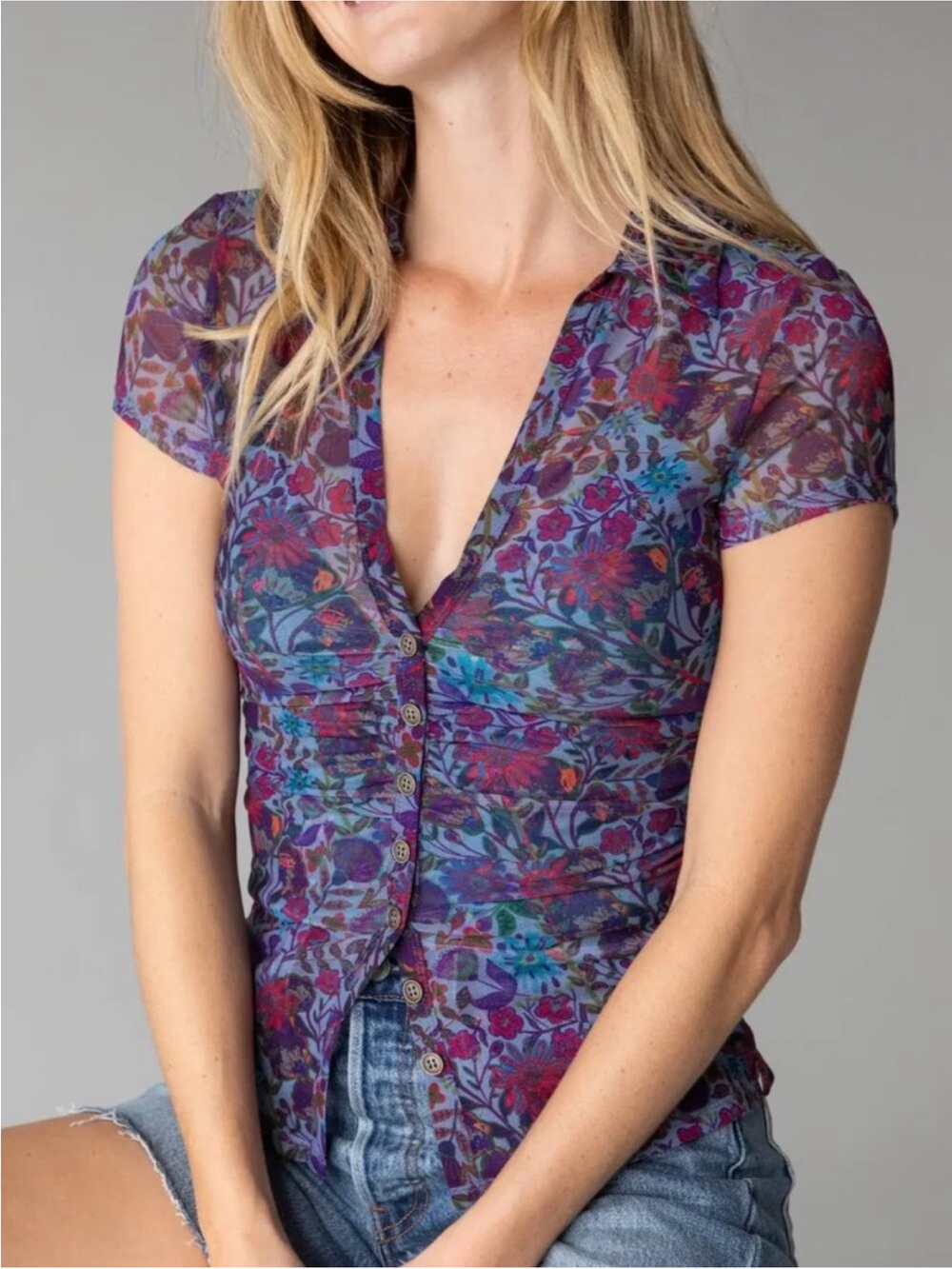NWT Natural Life Carina Mesh Short Sleeve Top Dark Purple Daisies